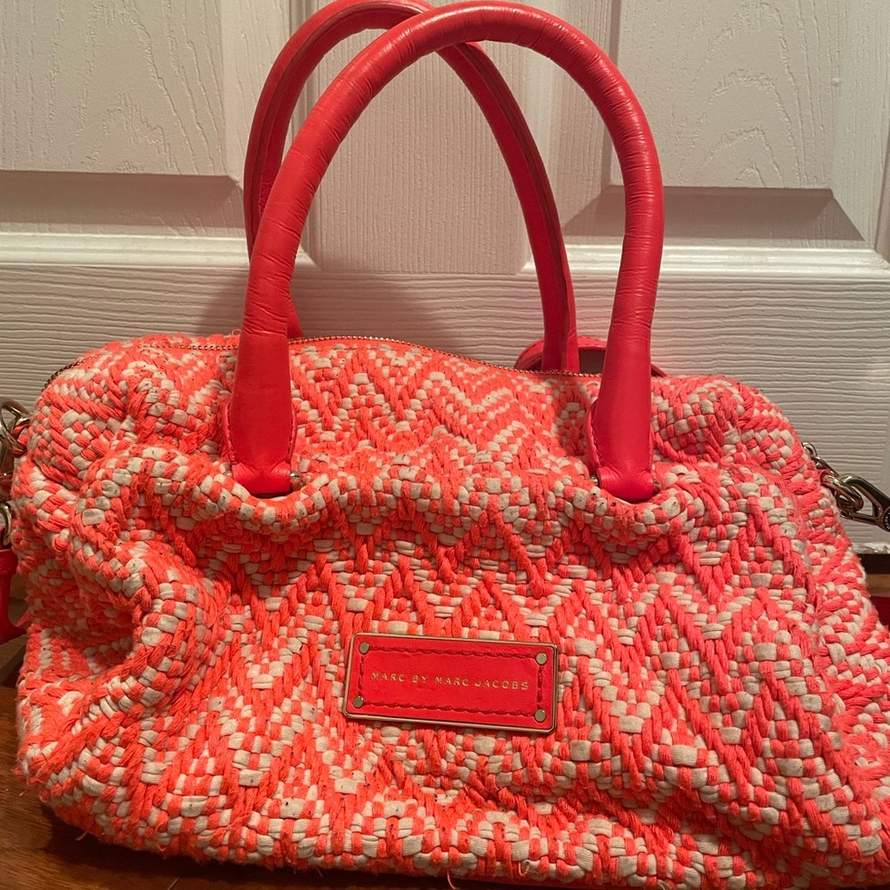 Marc by Marc Jacobs Hot pink crossbody purse